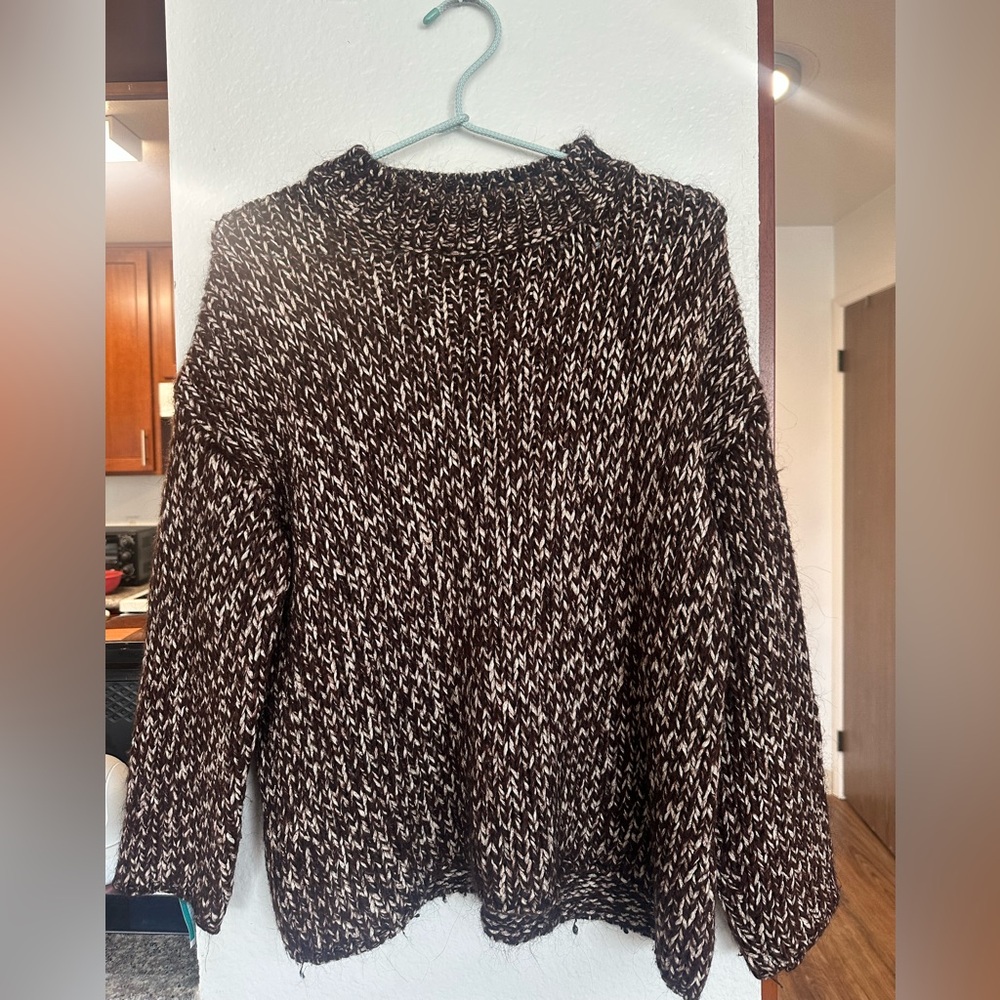 Knit Brown Sweater. Made in Italy.